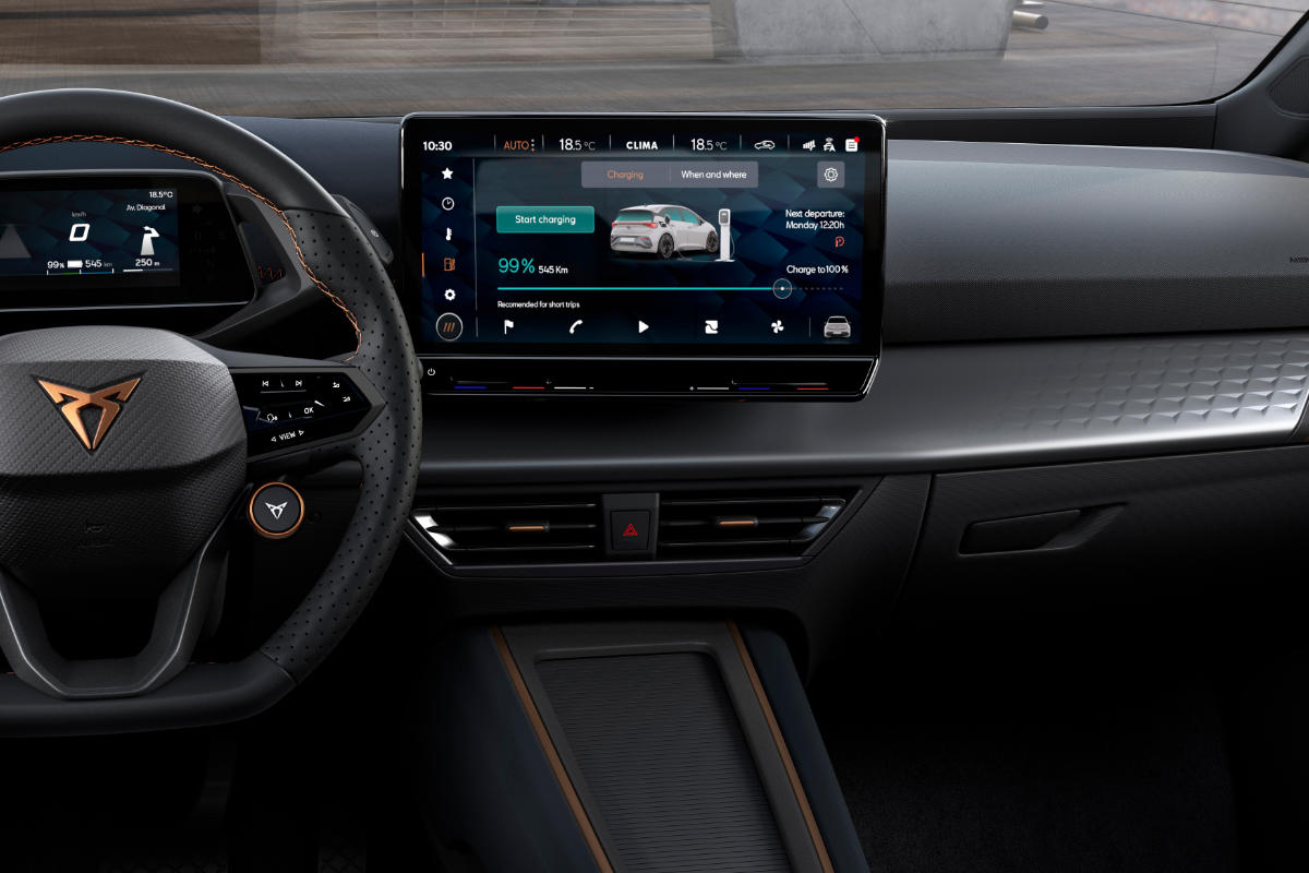 CUPRA Born Touchscreen